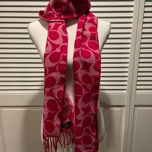100% merino wool Coach scarf authentic